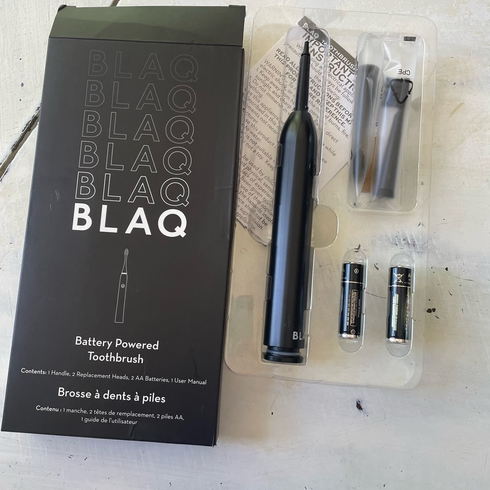 BLAQ toothbrush